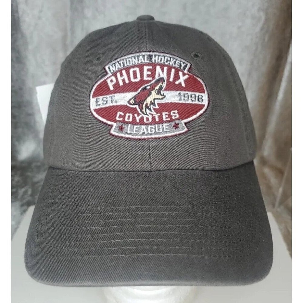 Vintage Phoenix Coyotes Hat NHL Gray strapback dad hat cap NOS Old Time Hockey